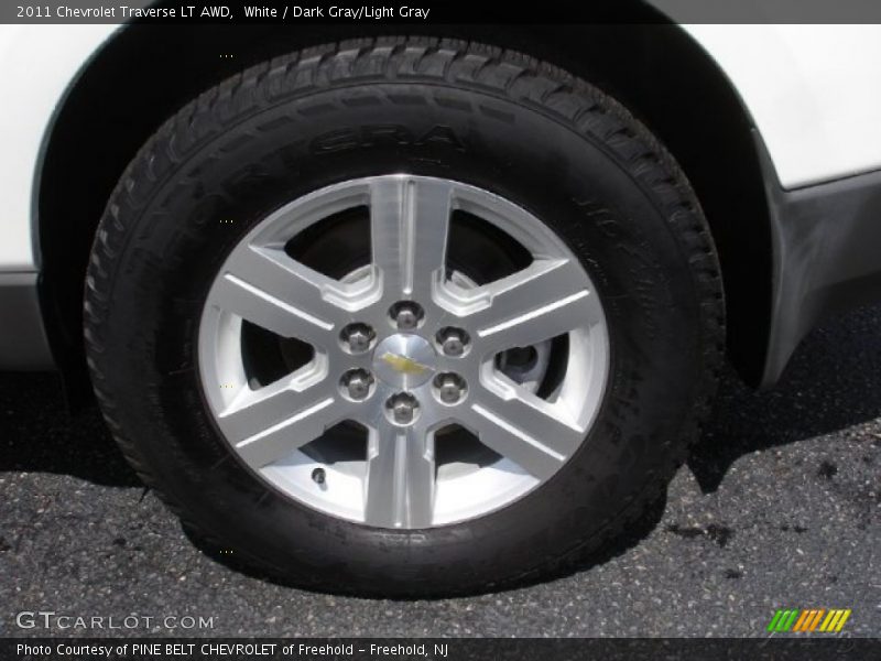 White / Dark Gray/Light Gray 2011 Chevrolet Traverse LT AWD