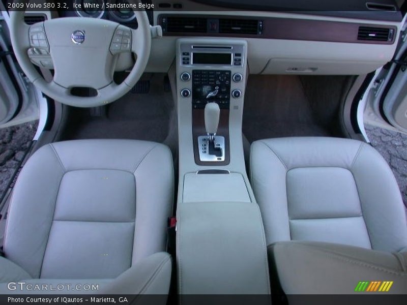 Ice White / Sandstone Beige 2009 Volvo S80 3.2