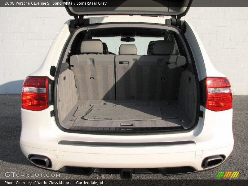  2008 Cayenne S Trunk