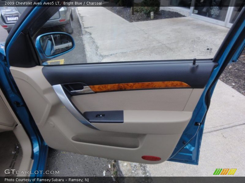 Bright Blue / Charcoal 2009 Chevrolet Aveo Aveo5 LT