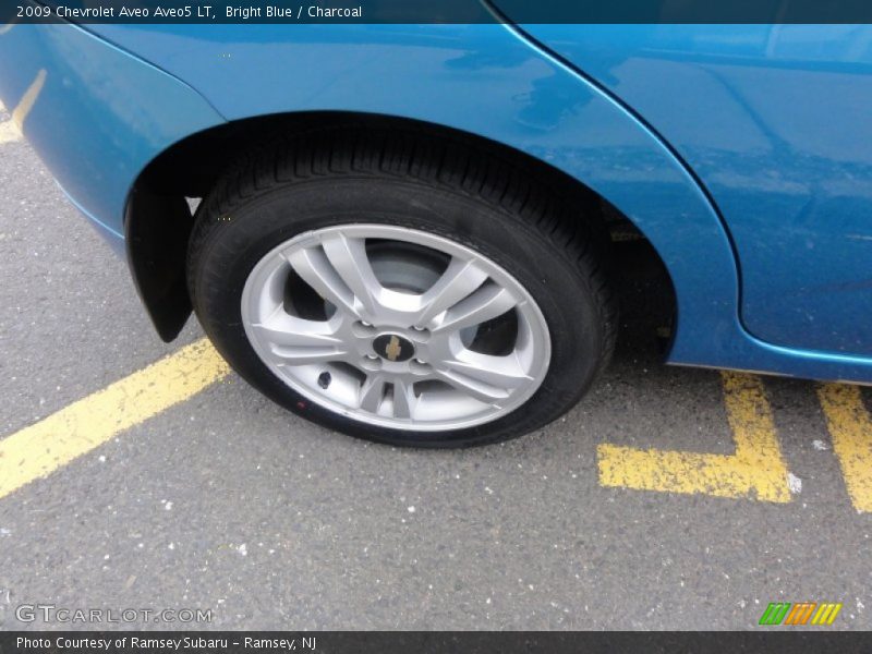 Bright Blue / Charcoal 2009 Chevrolet Aveo Aveo5 LT