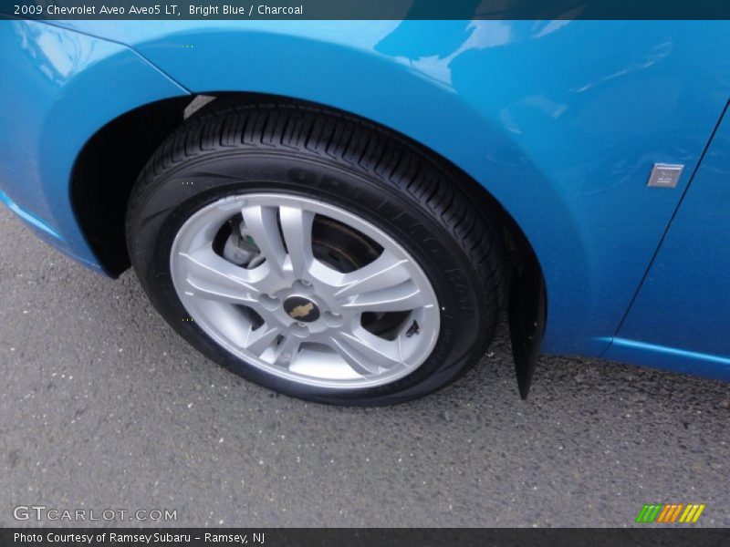 Bright Blue / Charcoal 2009 Chevrolet Aveo Aveo5 LT