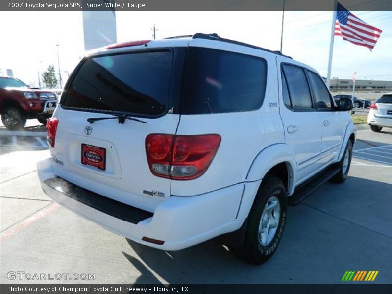 Super White / Taupe 2007 Toyota Sequoia SR5