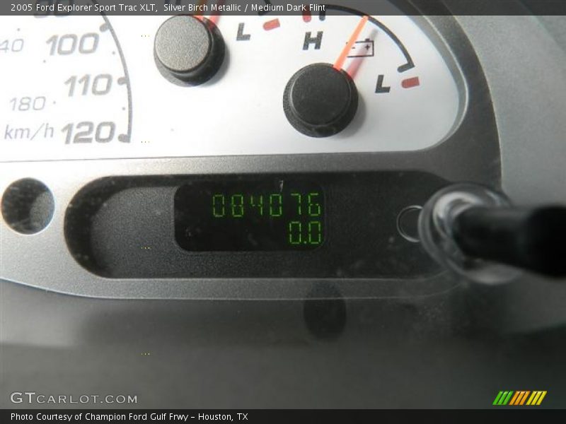 Silver Birch Metallic / Medium Dark Flint 2005 Ford Explorer Sport Trac XLT