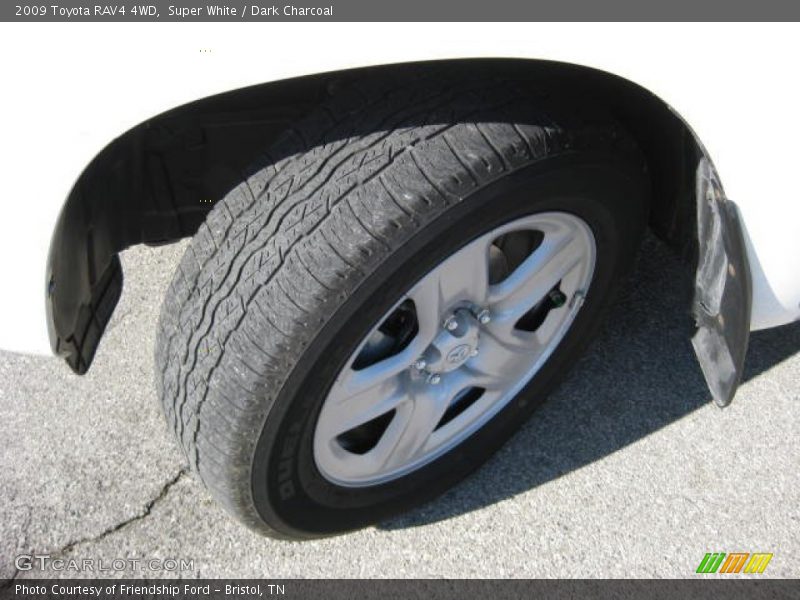 Super White / Dark Charcoal 2009 Toyota RAV4 4WD