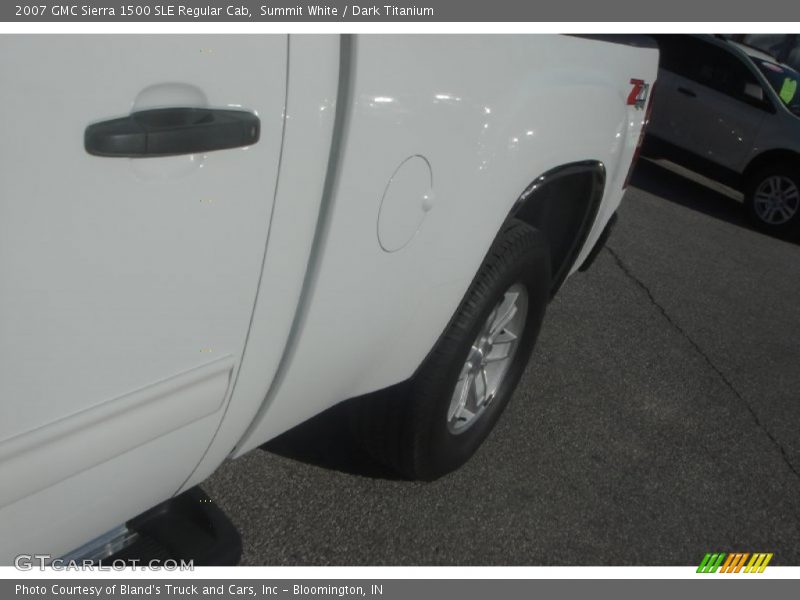 Summit White / Dark Titanium 2007 GMC Sierra 1500 SLE Regular Cab