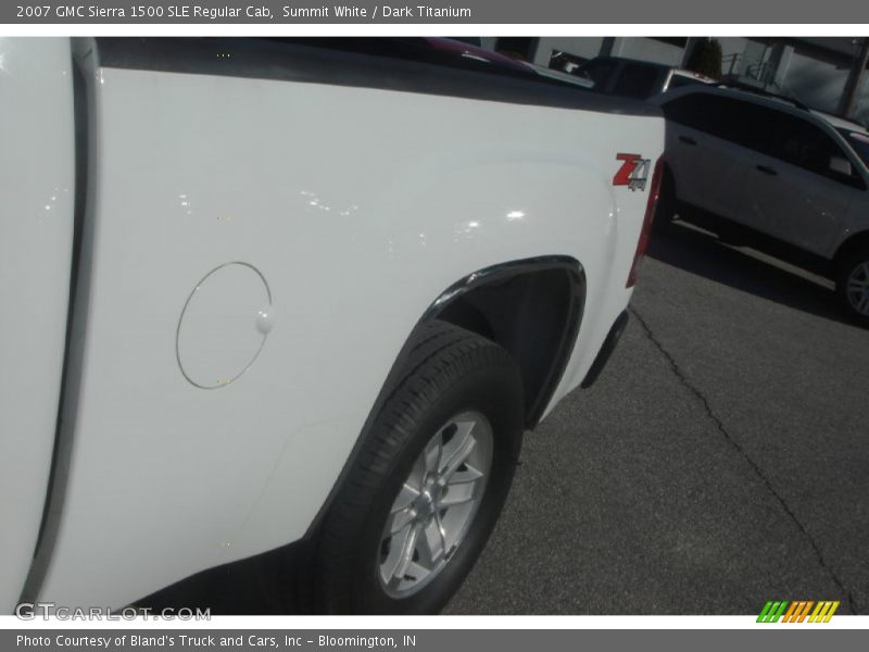 Summit White / Dark Titanium 2007 GMC Sierra 1500 SLE Regular Cab