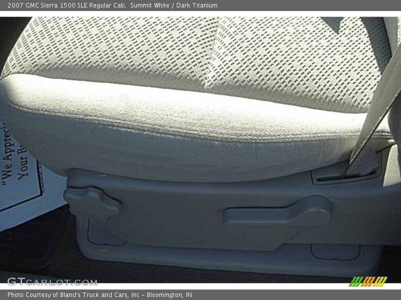 Summit White / Dark Titanium 2007 GMC Sierra 1500 SLE Regular Cab