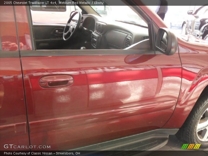 Medium Red Metallic / Ebony 2005 Chevrolet TrailBlazer LT 4x4