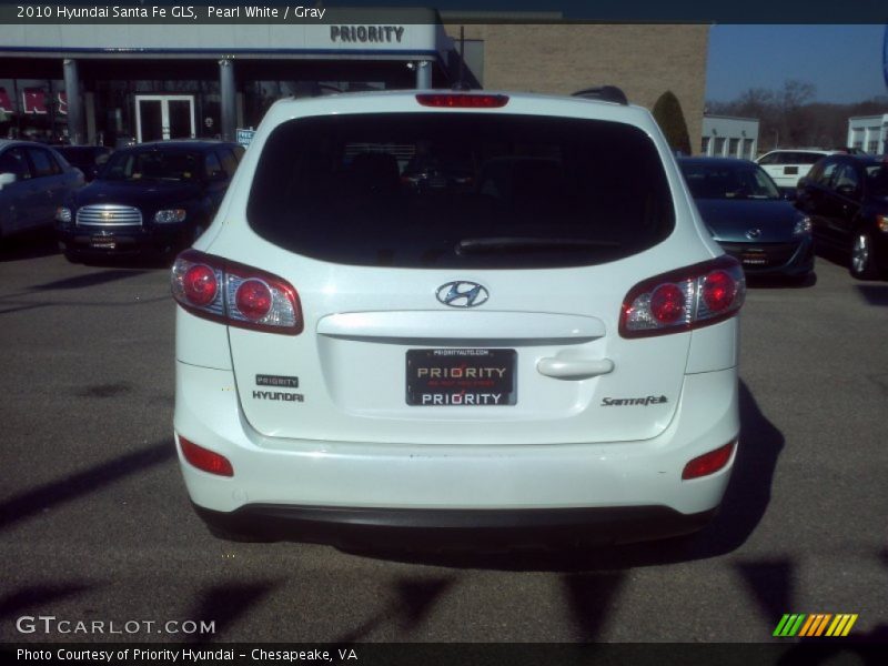 Pearl White / Gray 2010 Hyundai Santa Fe GLS