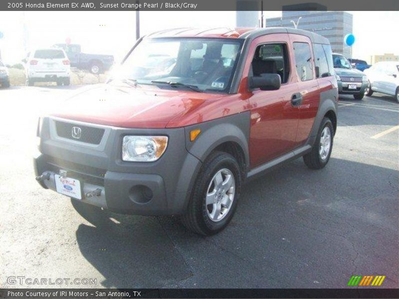 Sunset Orange Pearl / Black/Gray 2005 Honda Element EX AWD