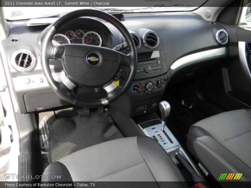 Summit White / Charcoal 2011 Chevrolet Aveo Aveo5 LT