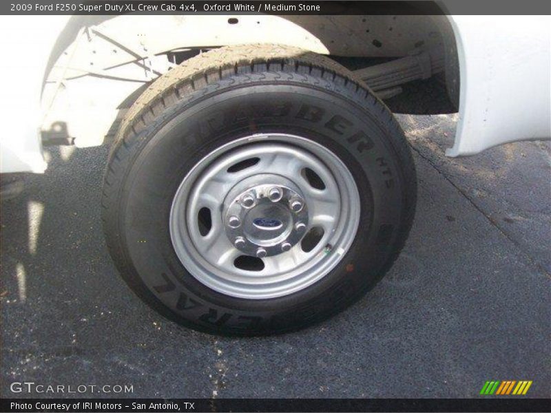 Oxford White / Medium Stone 2009 Ford F250 Super Duty XL Crew Cab 4x4