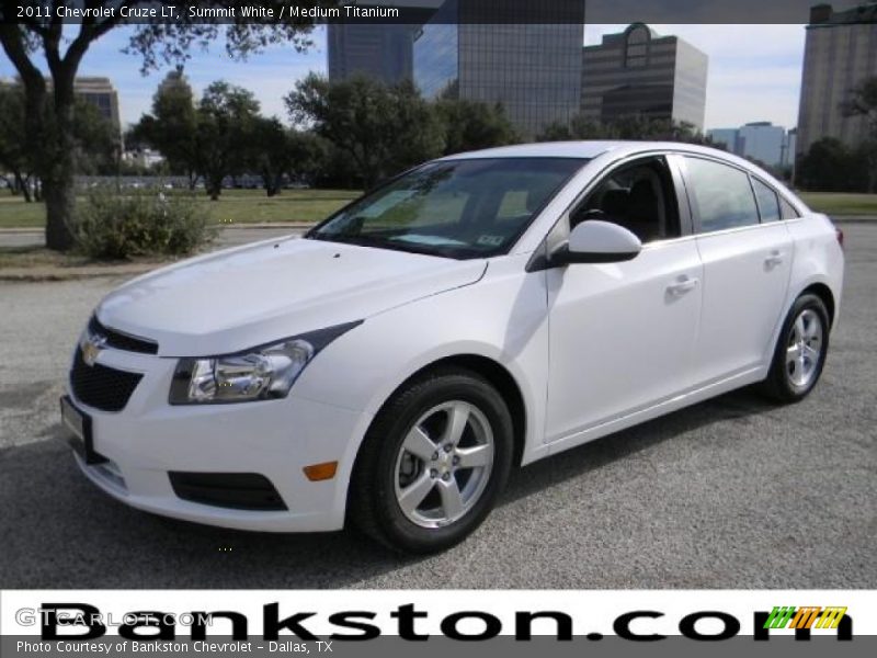 Summit White / Medium Titanium 2011 Chevrolet Cruze LT