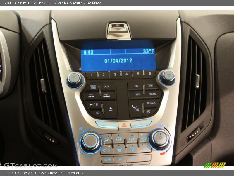 Silver Ice Metallic / Jet Black 2010 Chevrolet Equinox LT