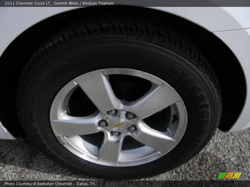 Summit White / Medium Titanium 2011 Chevrolet Cruze LT