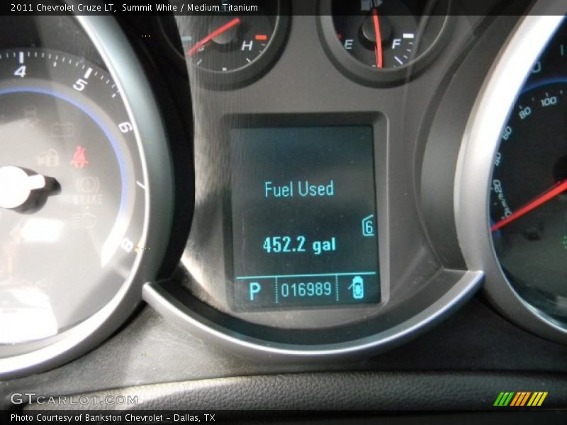 Summit White / Medium Titanium 2011 Chevrolet Cruze LT