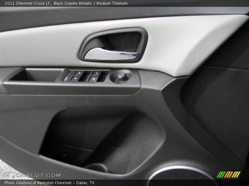 Black Granite Metallic / Medium Titanium 2011 Chevrolet Cruze LT