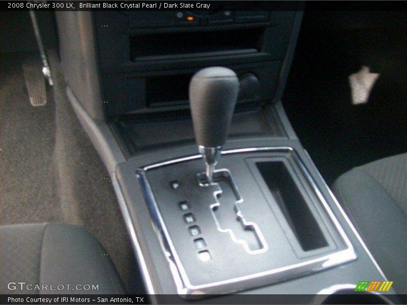 Brilliant Black Crystal Pearl / Dark Slate Gray 2008 Chrysler 300 LX