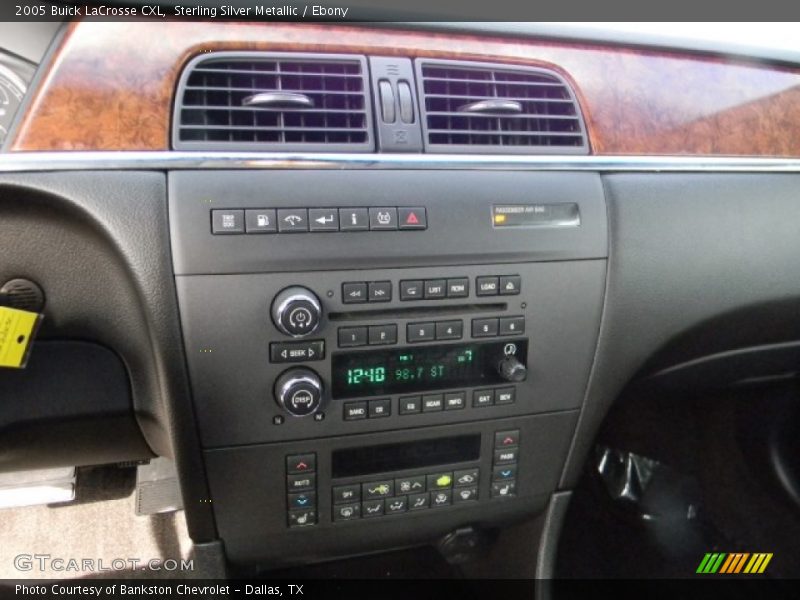 Sterling Silver Metallic / Ebony 2005 Buick LaCrosse CXL