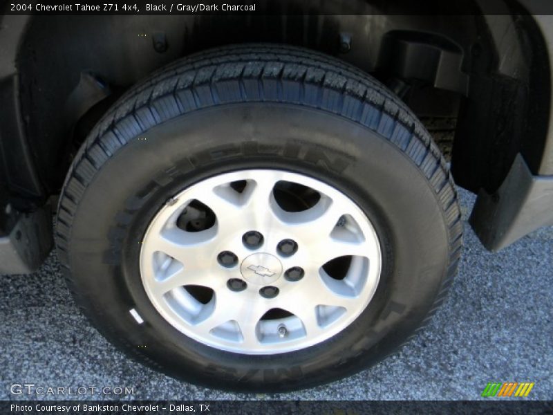 Black / Gray/Dark Charcoal 2004 Chevrolet Tahoe Z71 4x4