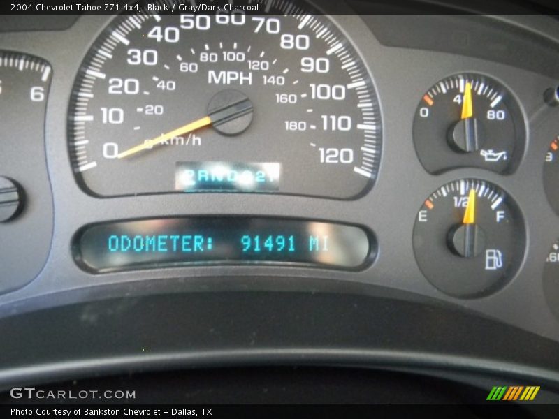 Black / Gray/Dark Charcoal 2004 Chevrolet Tahoe Z71 4x4