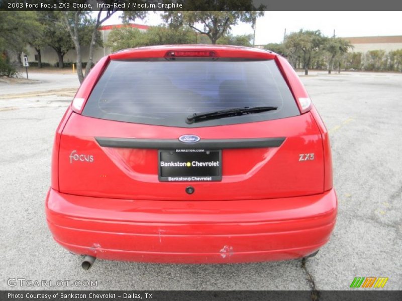 Infra-Red / Medium Graphite 2003 Ford Focus ZX3 Coupe