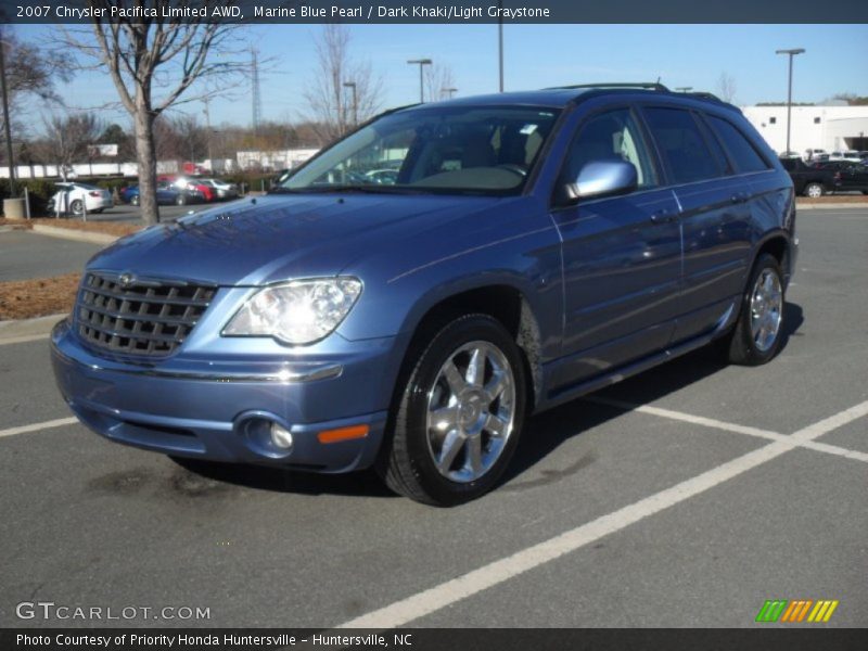 Front 3/4 View of 2007 Pacifica Limited AWD