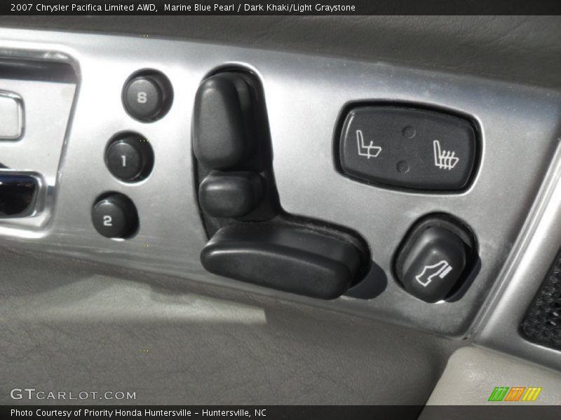 Controls of 2007 Pacifica Limited AWD