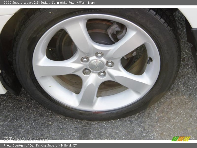 Satin White Pearl / Warm Ivory 2009 Subaru Legacy 2.5i Sedan