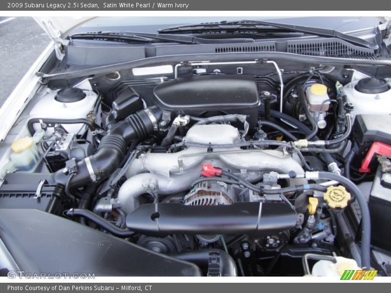 Satin White Pearl / Warm Ivory 2009 Subaru Legacy 2.5i Sedan