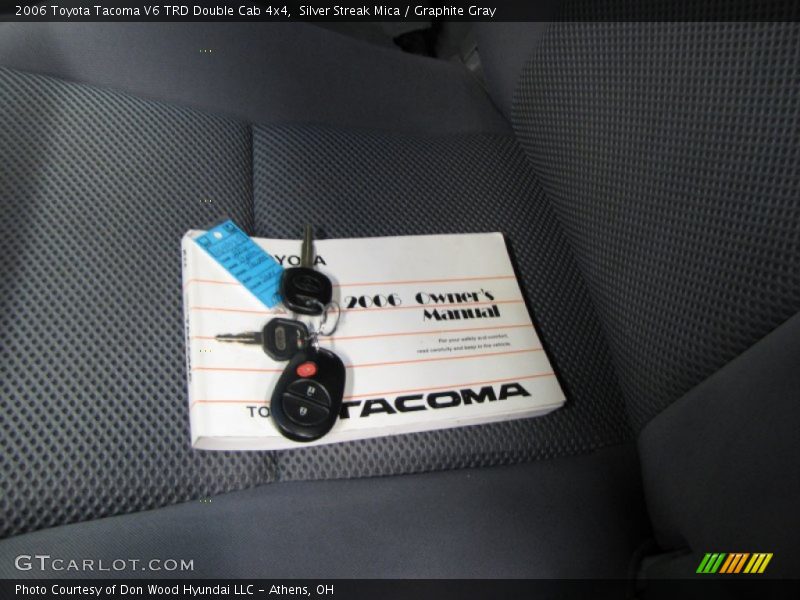 Silver Streak Mica / Graphite Gray 2006 Toyota Tacoma V6 TRD Double Cab 4x4