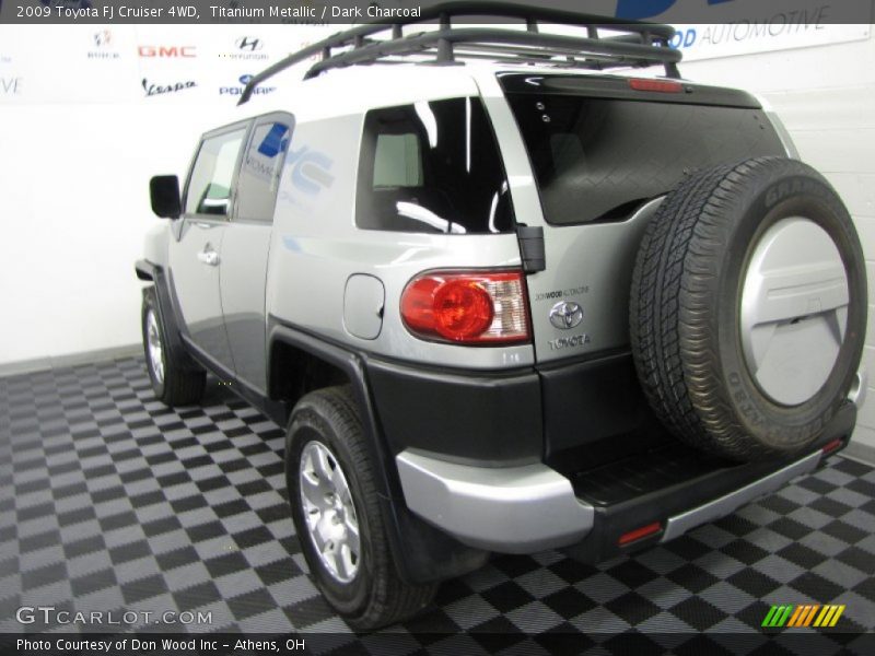 Titanium Metallic / Dark Charcoal 2009 Toyota FJ Cruiser 4WD