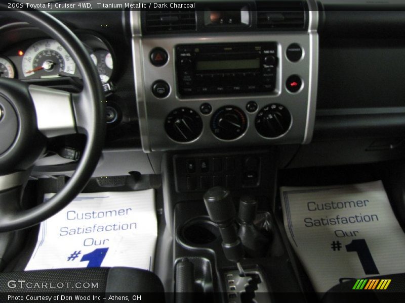Titanium Metallic / Dark Charcoal 2009 Toyota FJ Cruiser 4WD