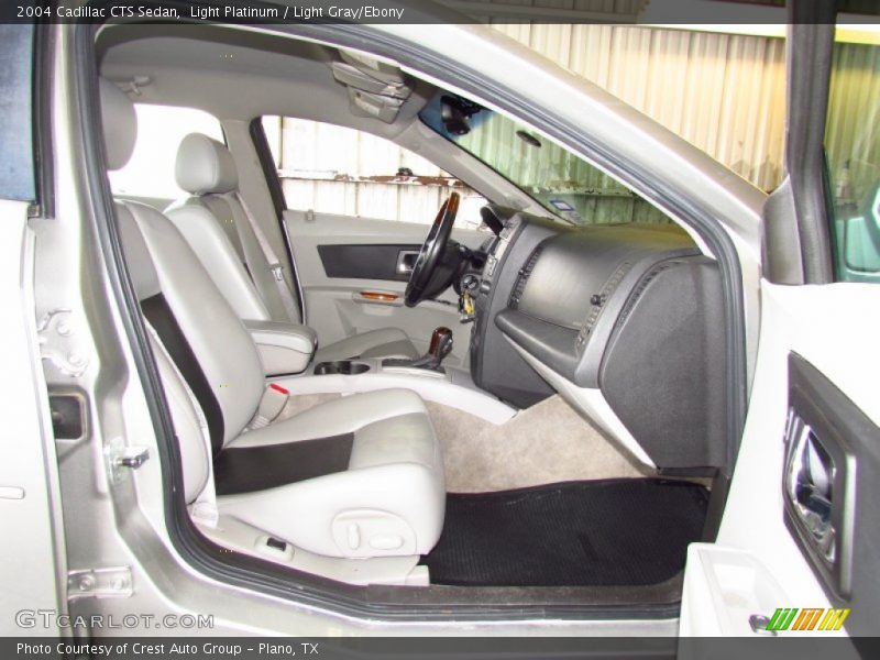 Light Platinum / Light Gray/Ebony 2004 Cadillac CTS Sedan