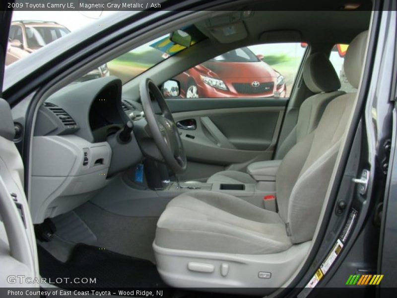 Magnetic Gray Metallic / Ash 2009 Toyota Camry LE