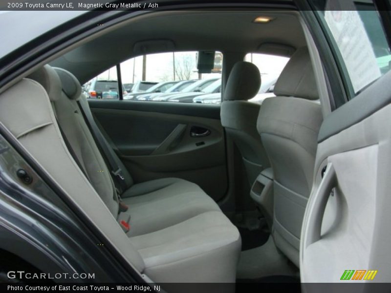 Magnetic Gray Metallic / Ash 2009 Toyota Camry LE