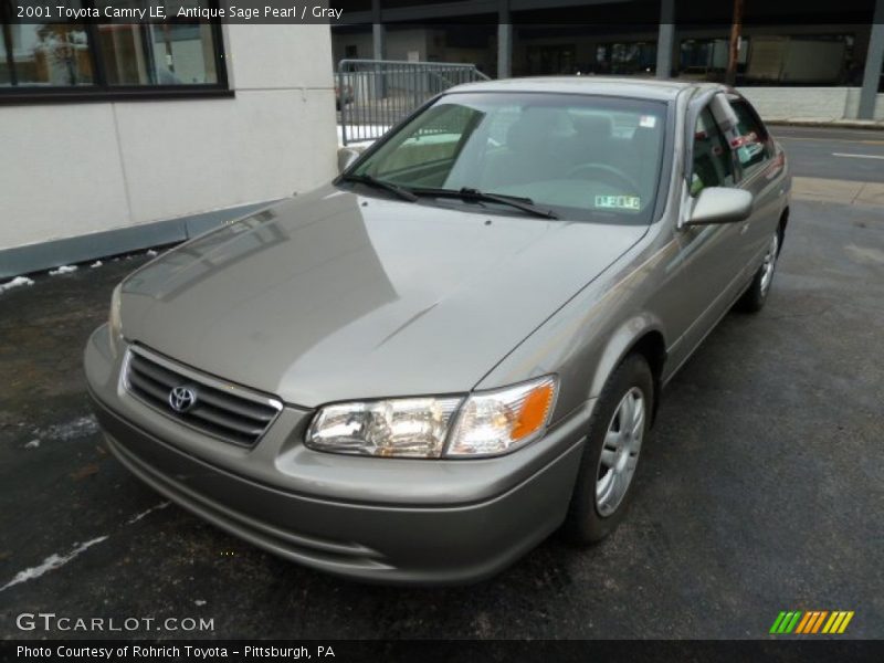 Antique Sage Pearl / Gray 2001 Toyota Camry LE