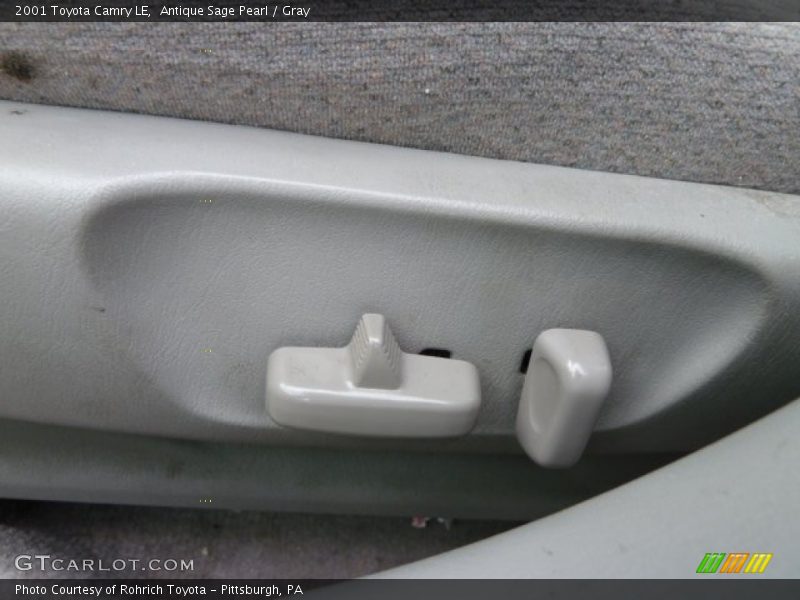 Antique Sage Pearl / Gray 2001 Toyota Camry LE