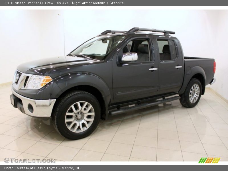 Night Armor Metallic / Graphite 2010 Nissan Frontier LE Crew Cab 4x4