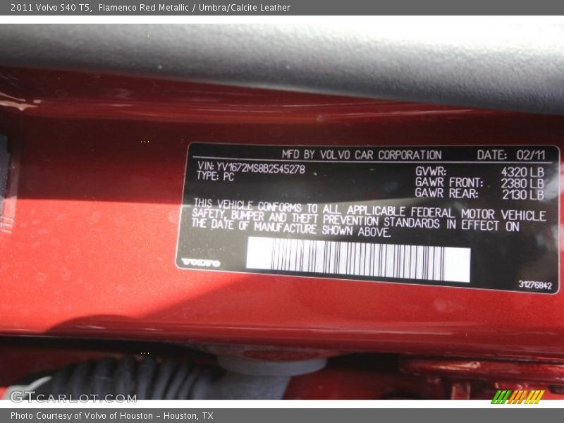 Flamenco Red Metallic / Umbra/Calcite Leather 2011 Volvo S40 T5