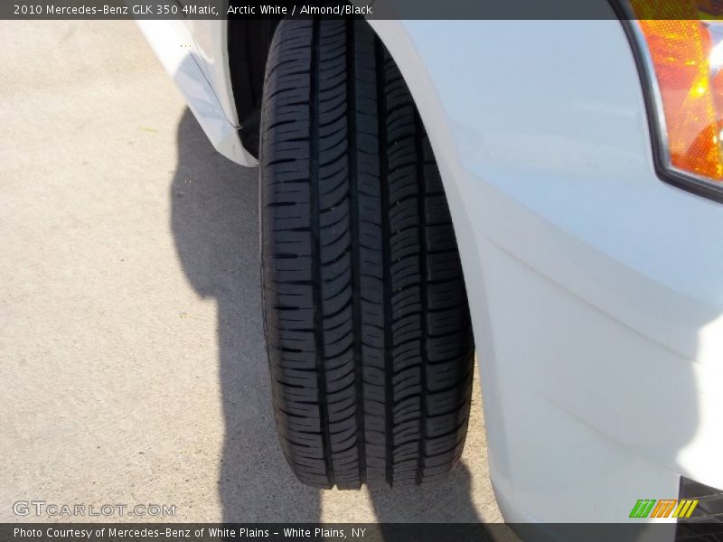 Arctic White / Almond/Black 2010 Mercedes-Benz GLK 350 4Matic