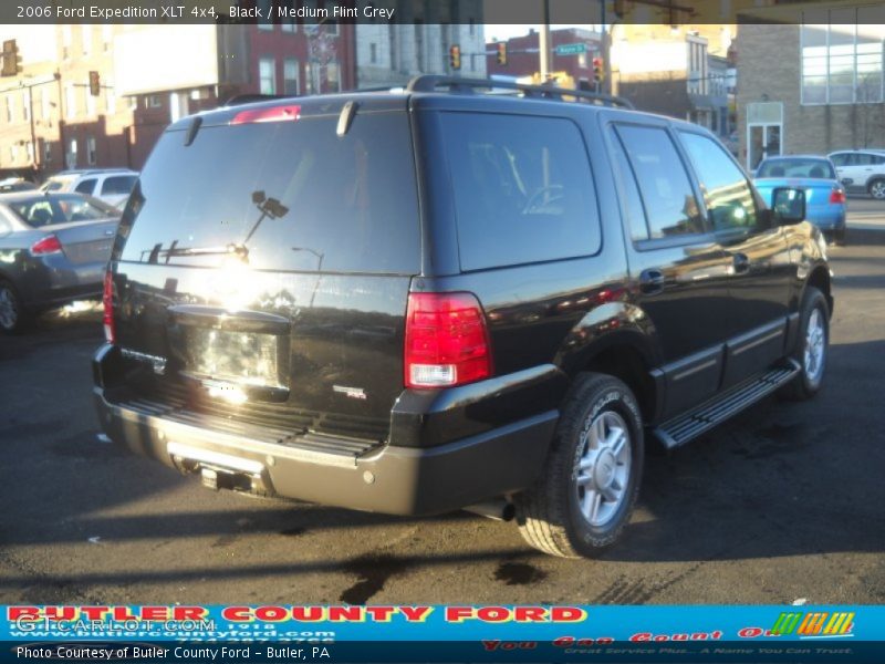 Black / Medium Flint Grey 2006 Ford Expedition XLT 4x4