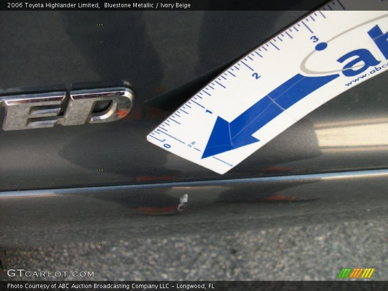 Bluestone Metallic / Ivory Beige 2006 Toyota Highlander Limited