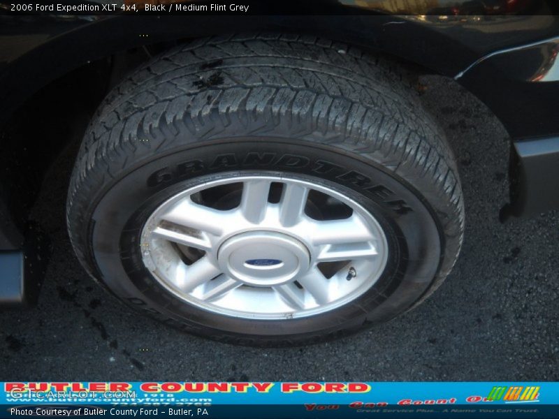 Black / Medium Flint Grey 2006 Ford Expedition XLT 4x4
