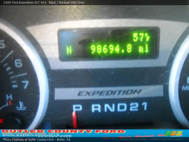 Black / Medium Flint Grey 2006 Ford Expedition XLT 4x4