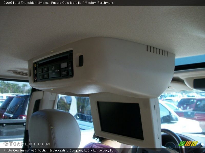 Pueblo Gold Metallic / Medium Parchment 2006 Ford Expedition Limited