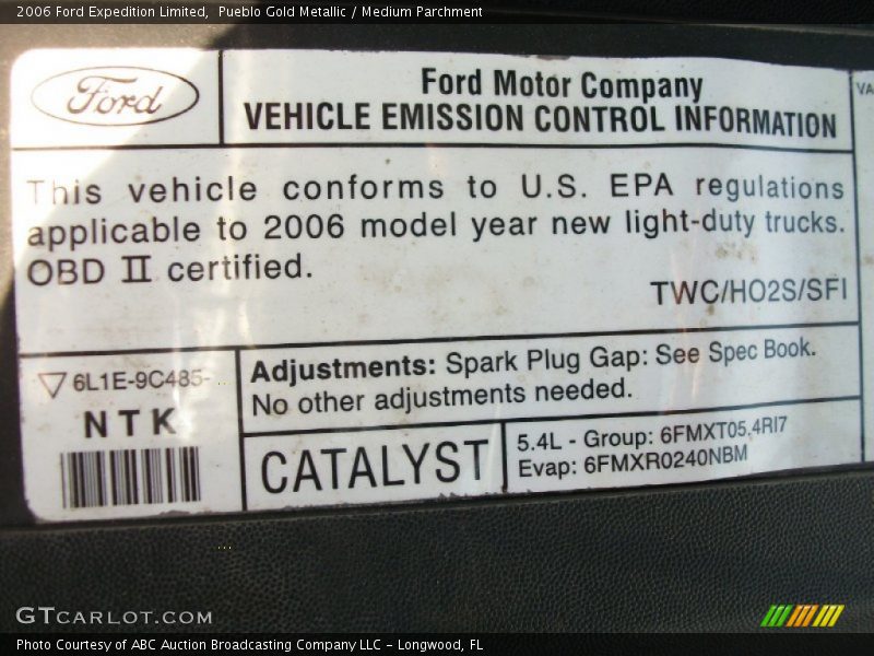 Pueblo Gold Metallic / Medium Parchment 2006 Ford Expedition Limited