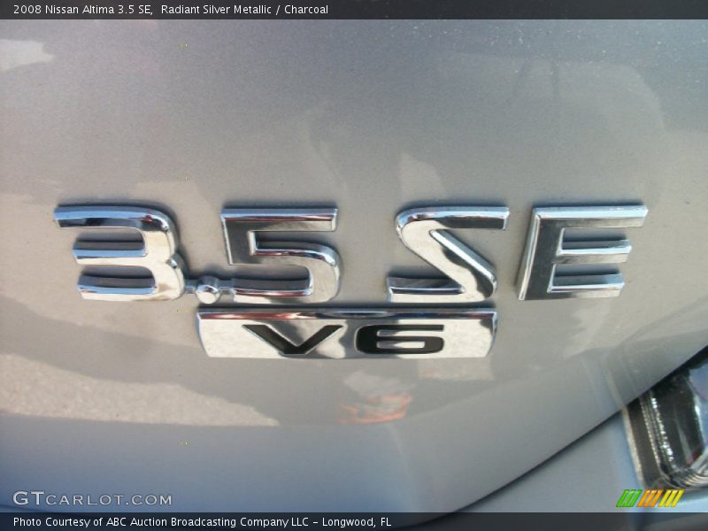 Radiant Silver Metallic / Charcoal 2008 Nissan Altima 3.5 SE