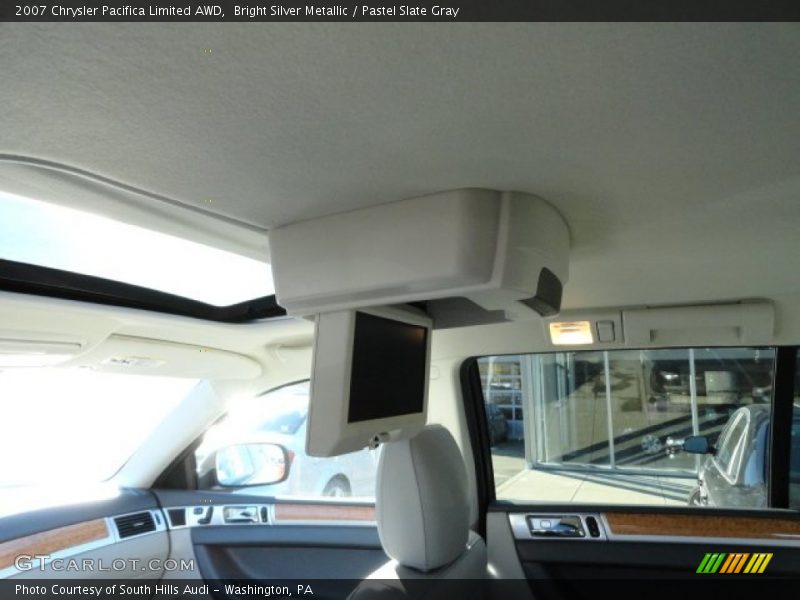 Bright Silver Metallic / Pastel Slate Gray 2007 Chrysler Pacifica Limited AWD